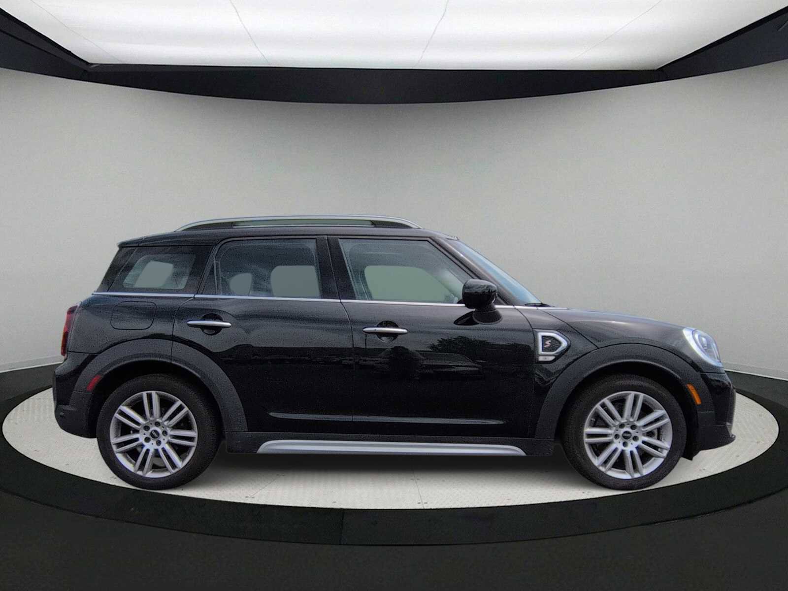 Certified 2023 MINI Cooper Countryman S FWD image 9