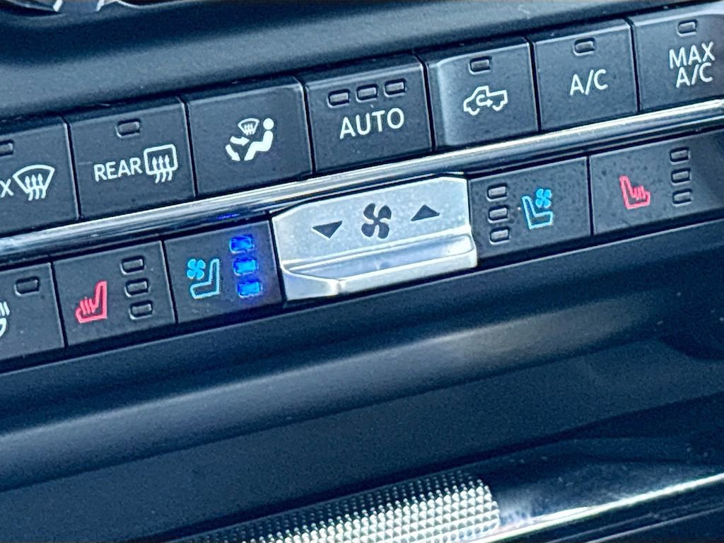 Used 2024 Ford F150 Lariat w/ Bed Utility Package image 21