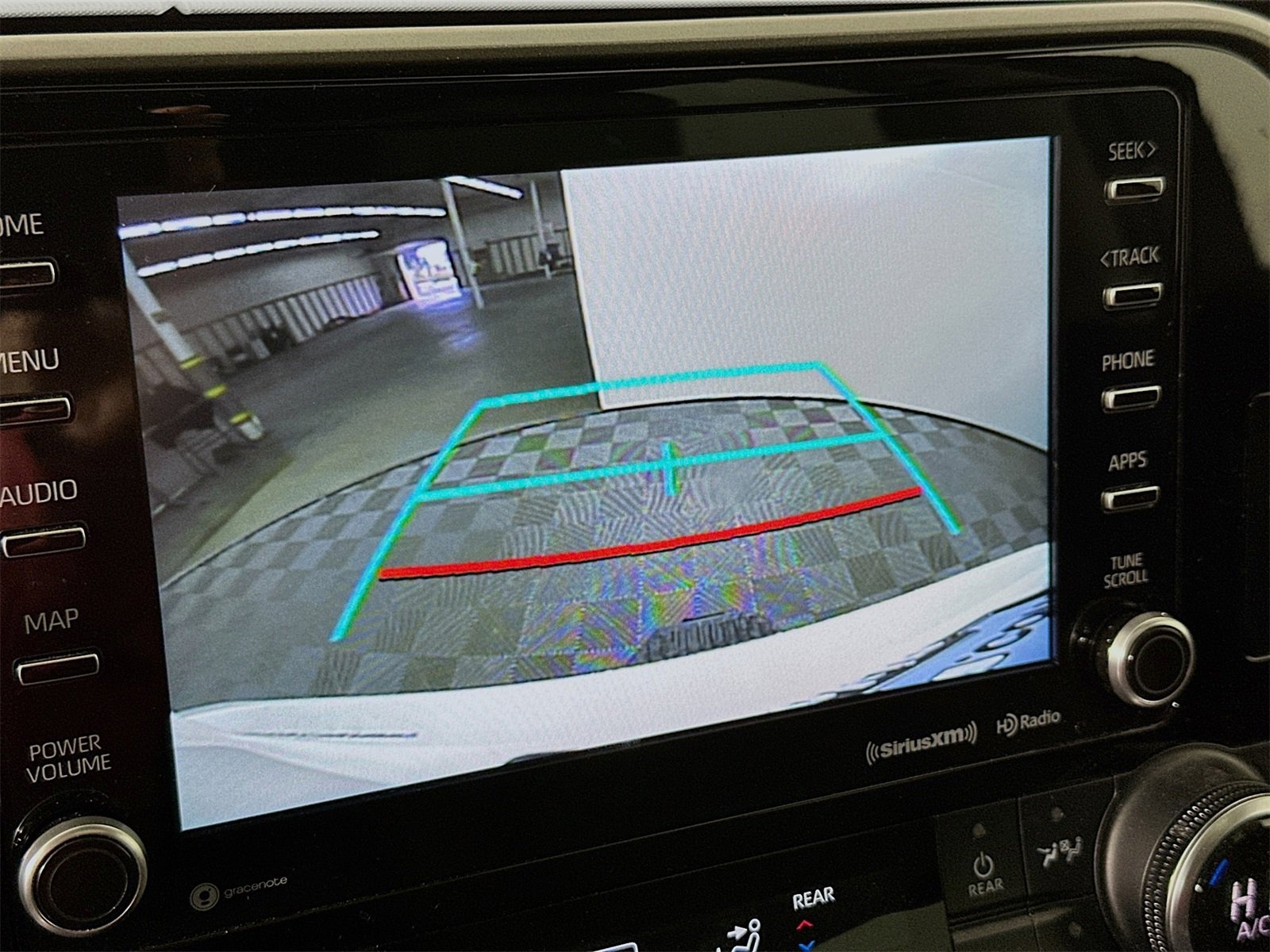 Certified 2021 Toyota Highlander XLE image 14