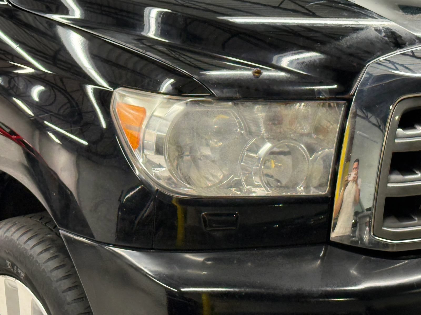 Used 2014 Toyota Sequoia Platinum AWD/4WD image 6