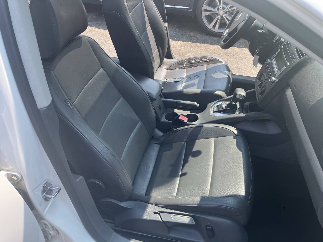 Used 2009 Volkswagen Jetta SEL FWD image 31