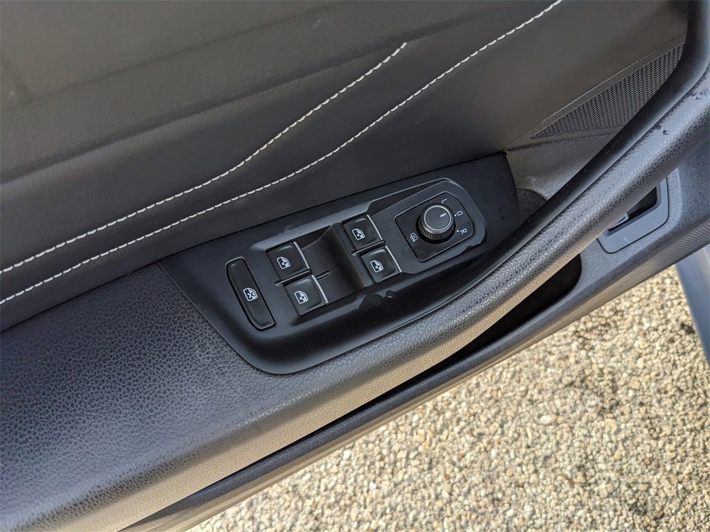 Certified 2022 Volkswagen Arteon SE image 17