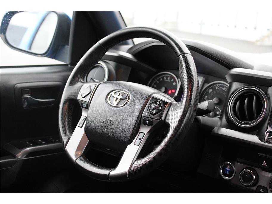 Used 2020 Toyota Tacoma TRD Sport w/ TRD Premium Sport Package image 16