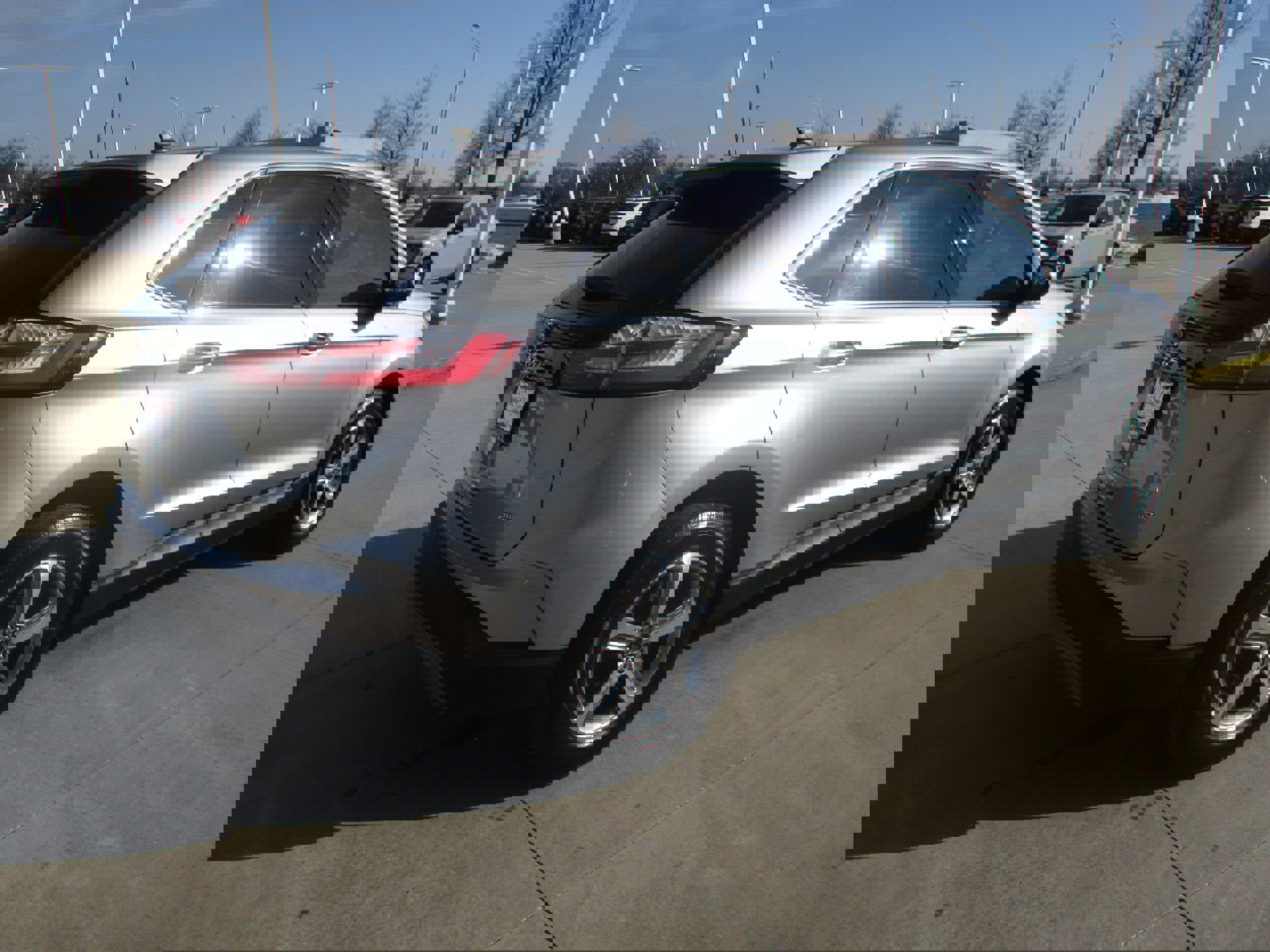 Used 2023 Ford Edge SEL w/ Convenience Package image 7