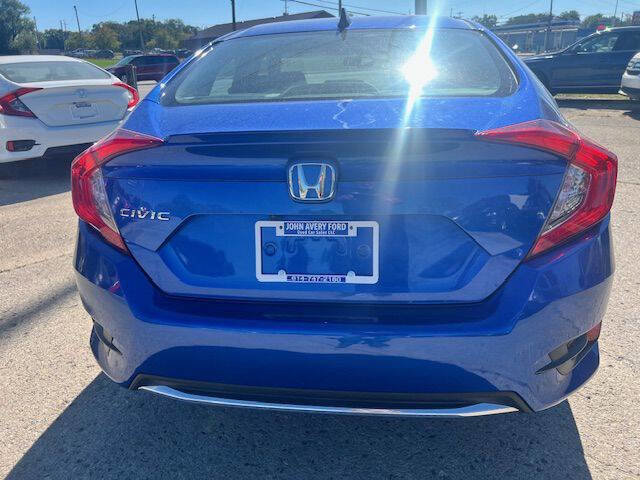 Used 2019 Honda Civic EX image 5
