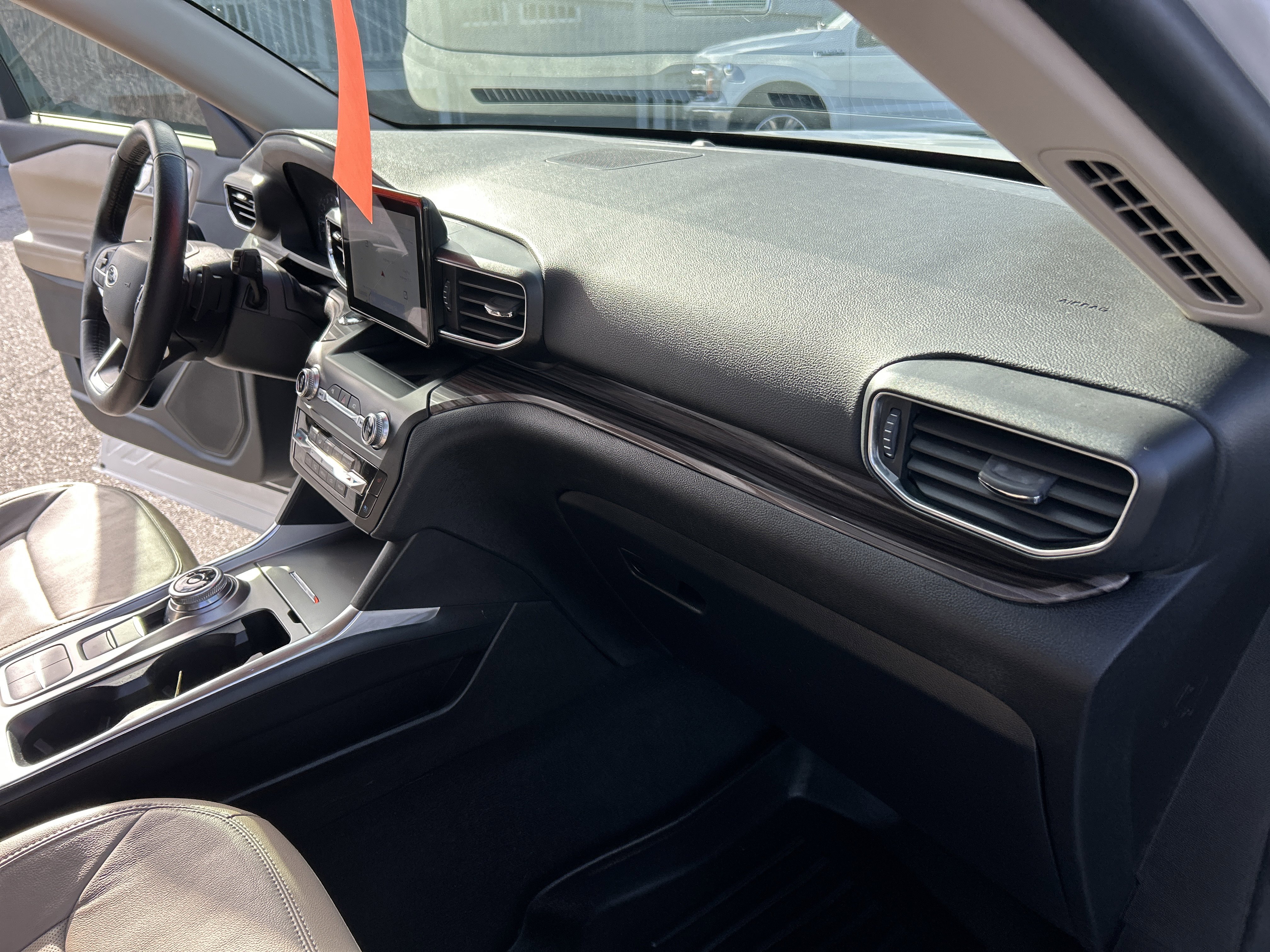 Used 2020 Ford Explorer Limited image 51