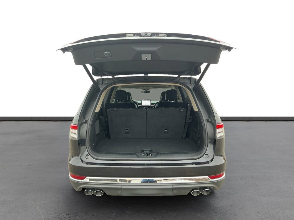 Used 2020 Lincoln Aviator Reserve w/ Equipment Group 202A image 24
