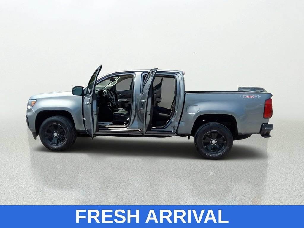 Used 2022 Chevrolet Colorado LT AWD/4WD image 12