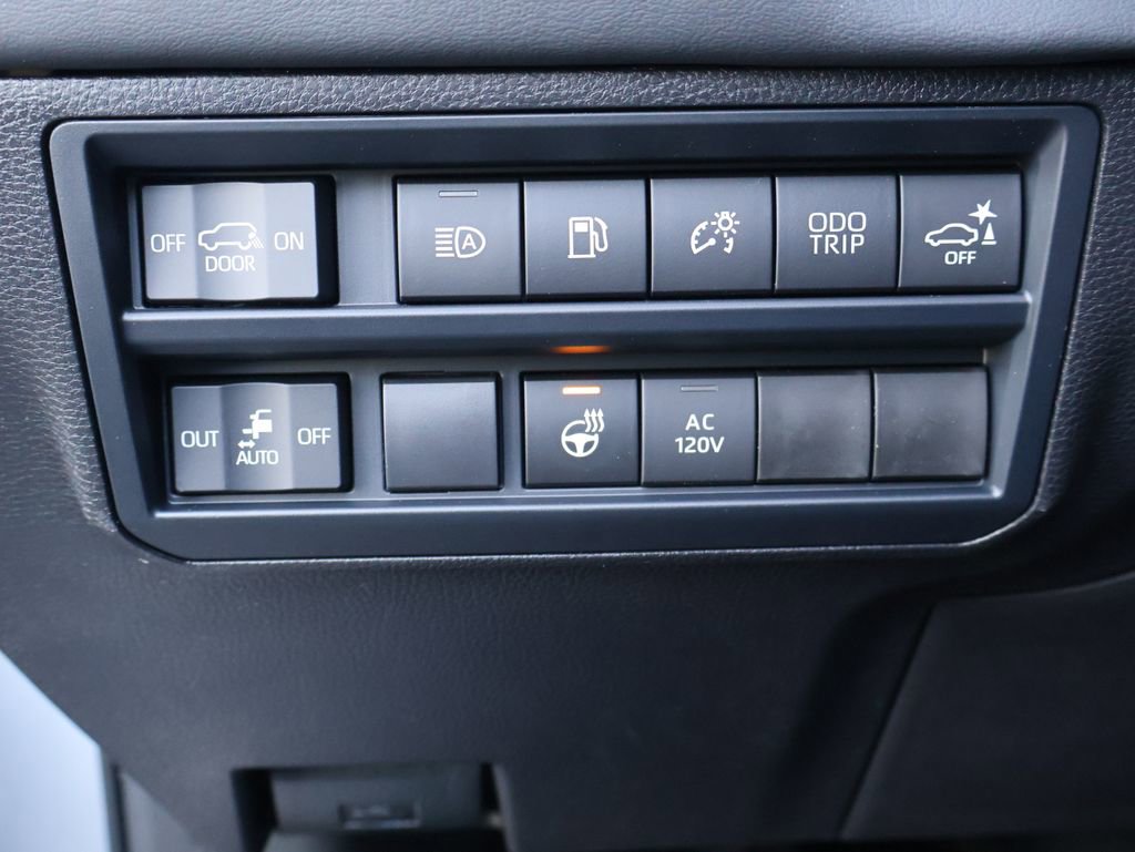 New 2026 Toyota Sequoia Platinum image 19