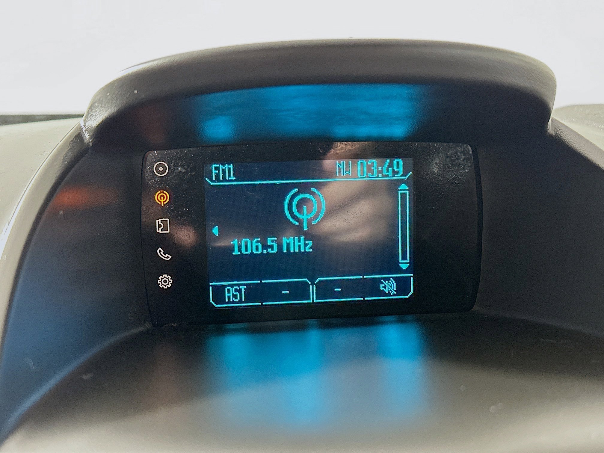 Used 2014 Ford Fiesta S FWD image 13