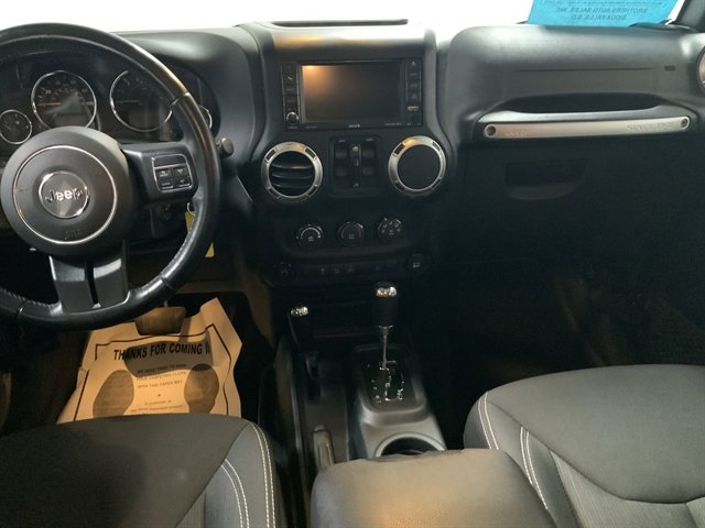 Used 2017 Jeep Wrangler Unlimited Sahara image 17