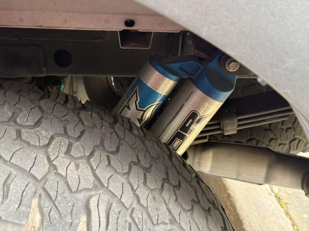 Used 2018 Ford F150 Raptor w/ Equipment Group 802A Luxury image 6