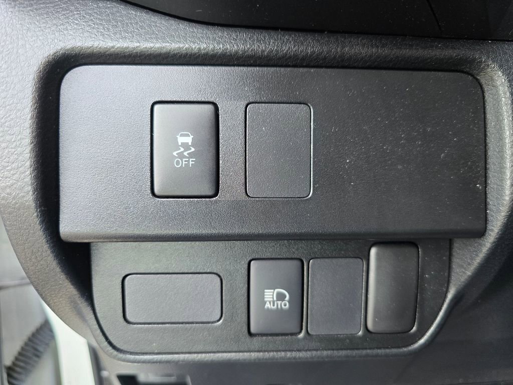 Used 2022 Toyota Tacoma SR image 17