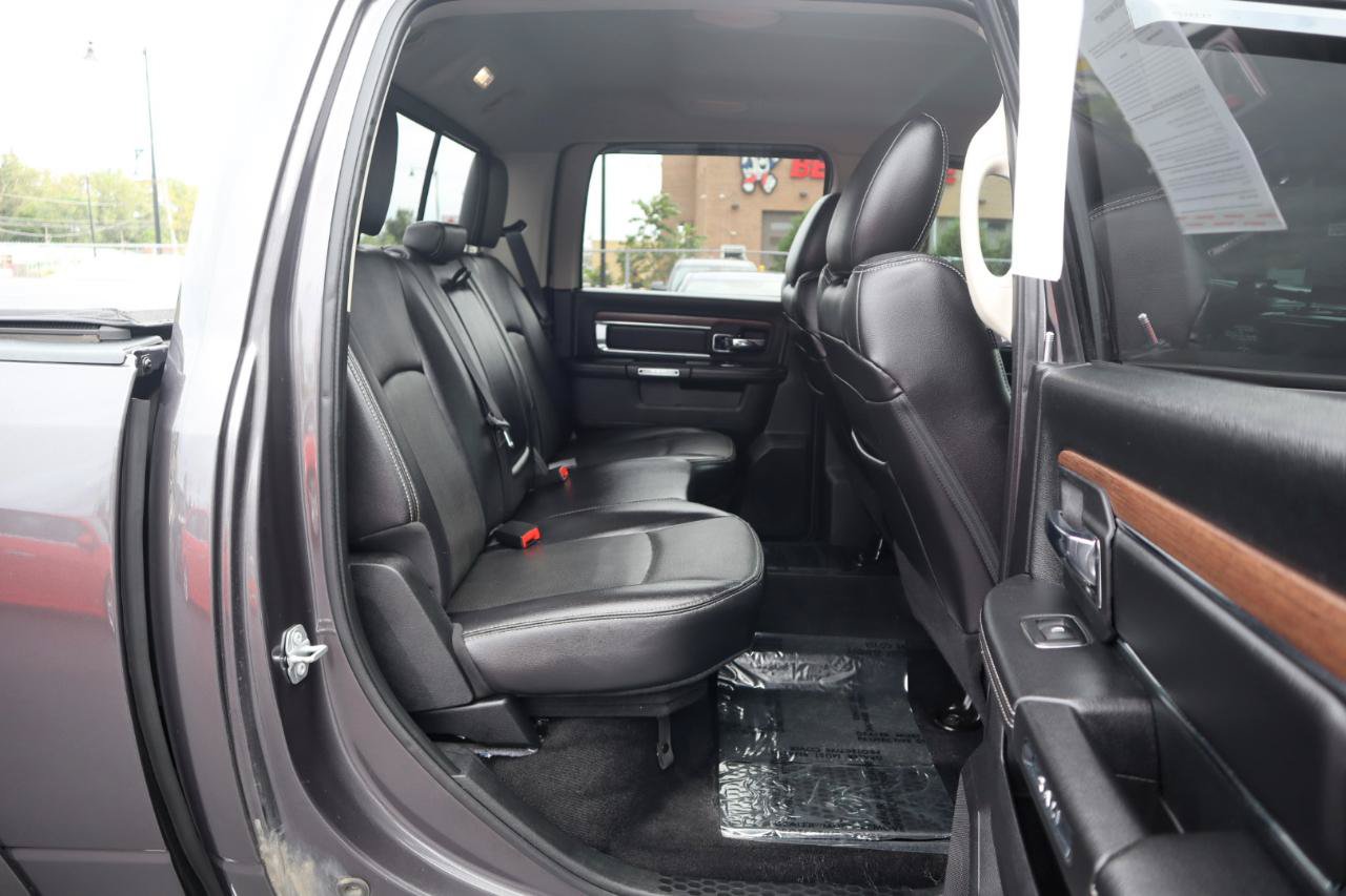 Used 2017 RAM 1500 Laramie w/ Convenience Group AWD/4WD image 12
