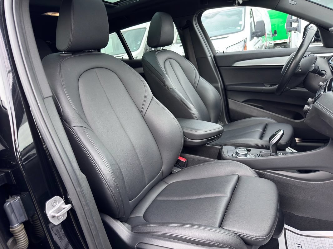 Used 2022 BMW X2 xDrive28i w/ Convenience Package AWD/4WD image 32