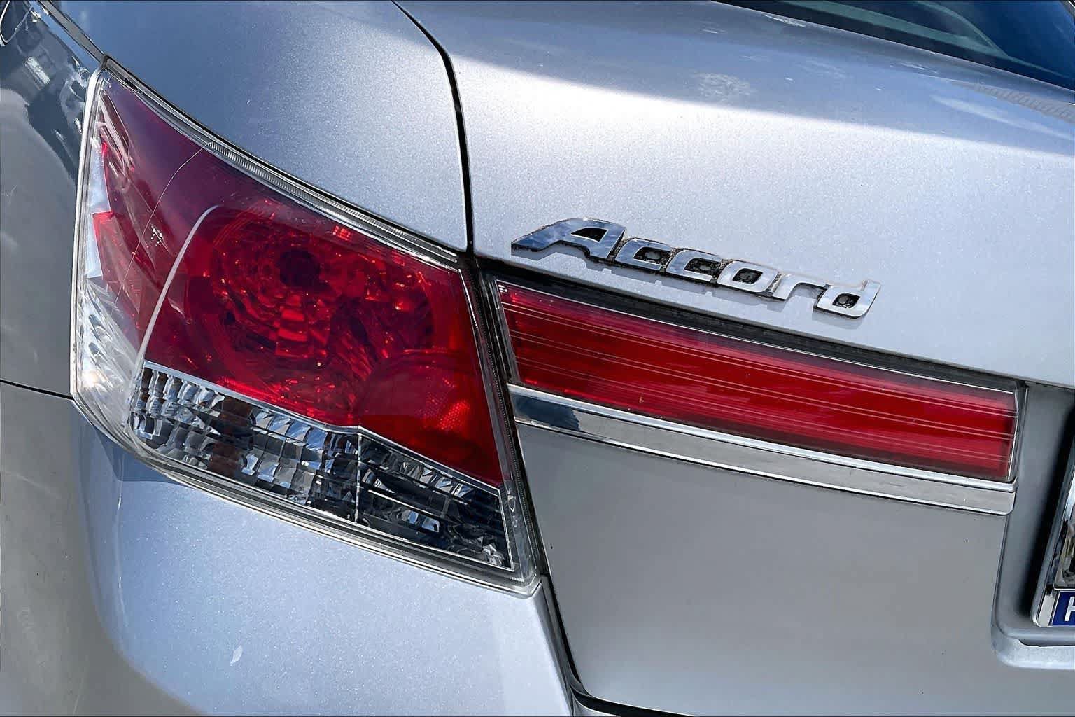 Used 2011 Honda Accord LX image 32