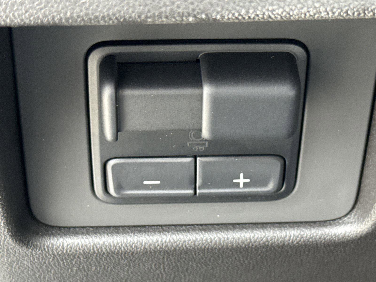 New 2025 Chevrolet Colorado Z71 w/ Midnight Edition image 15