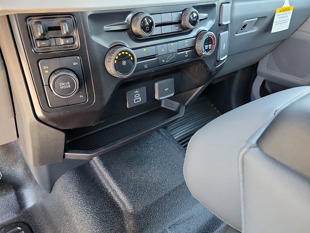 New 2026 Ford F350 XL AWD/4WD image 25