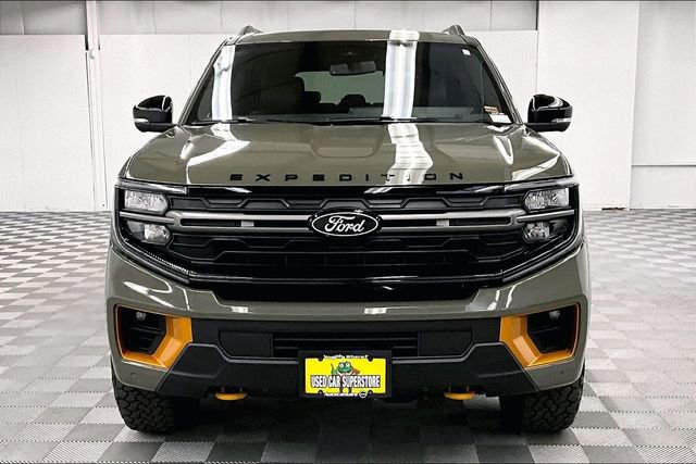 Used 2025 Ford Expedition Tremor AWD/4WD image 4