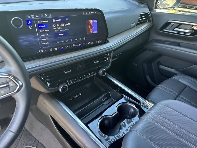 Used 2025 Chevrolet Tahoe High Country AWD/4WD image 34