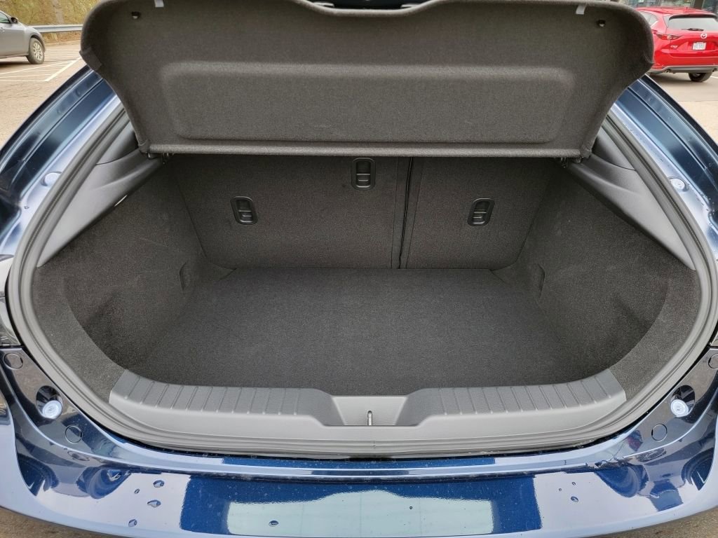 Used 2023 MAZDA MAZDA3 s image 8