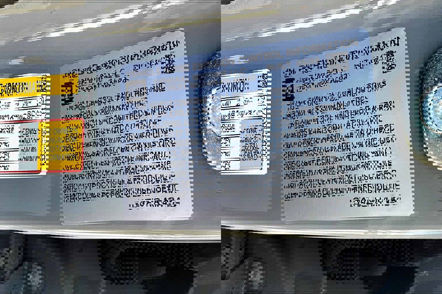 Used 2024 GMC Sierra 2500 AT4X image 20