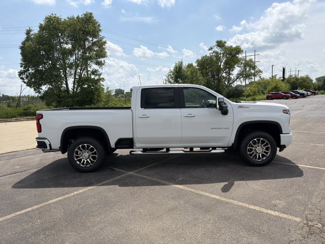 New 2026 Chevrolet Silverado 2500 LT w/ Z71 Chrome Sport Edition AWD/4WD image 4