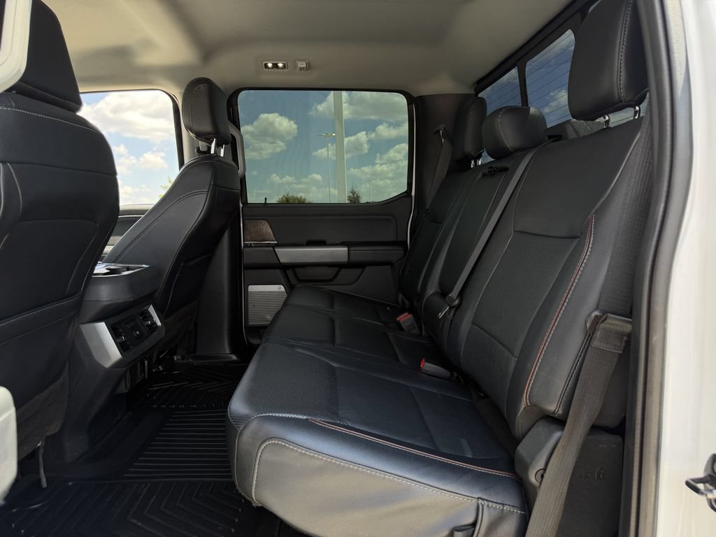 Used 2023 Ford F250 Lariat w/ Sport Appearance Package AWD/4WD image 31