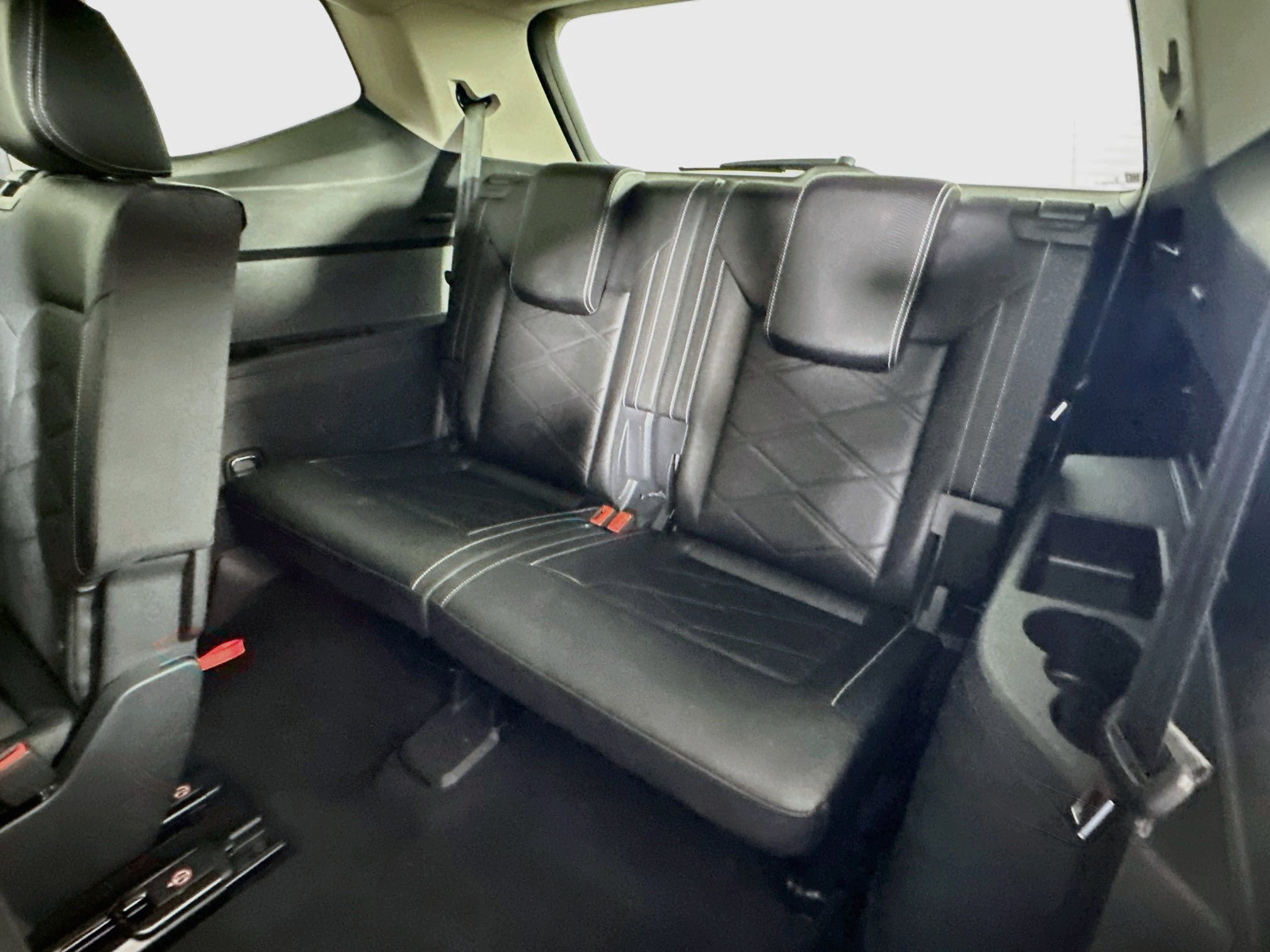 Used 2025 Volkswagen Atlas SE FWD image 28