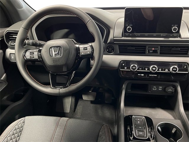 New 2025 Honda Pilot Sport image 24