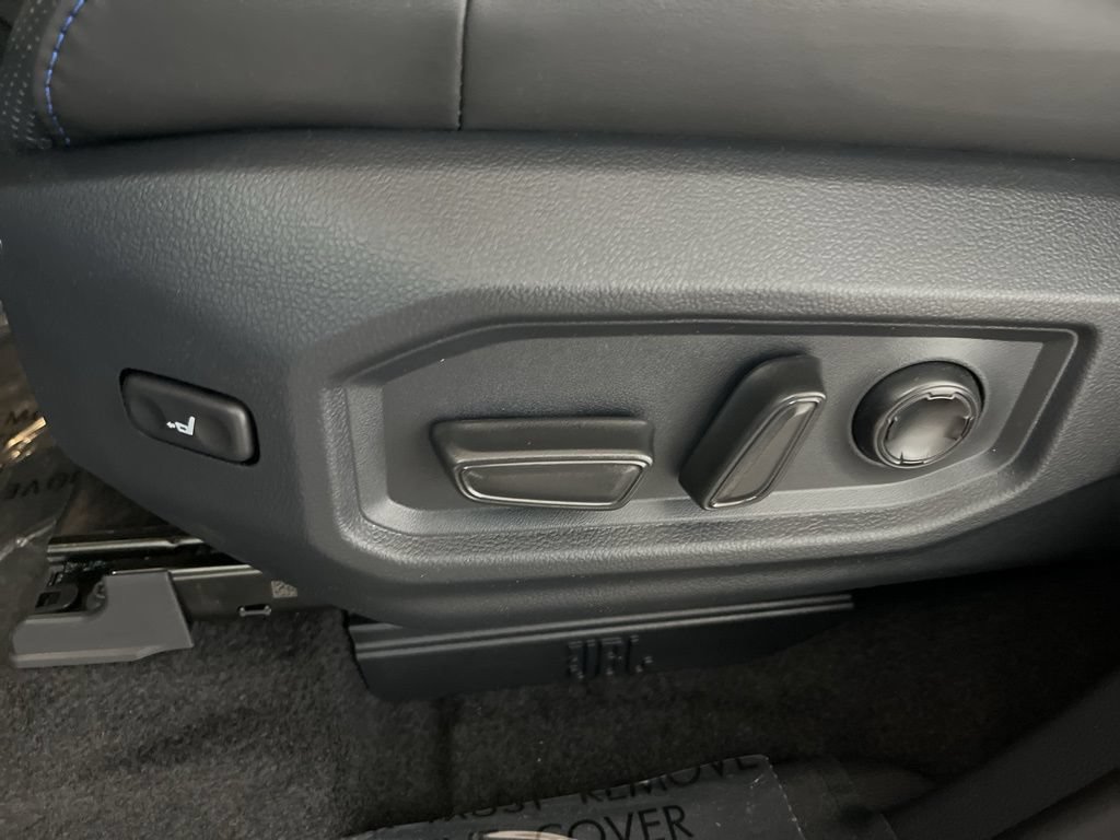 New 2026 Toyota Tundra Limited AWD/4WD image 21