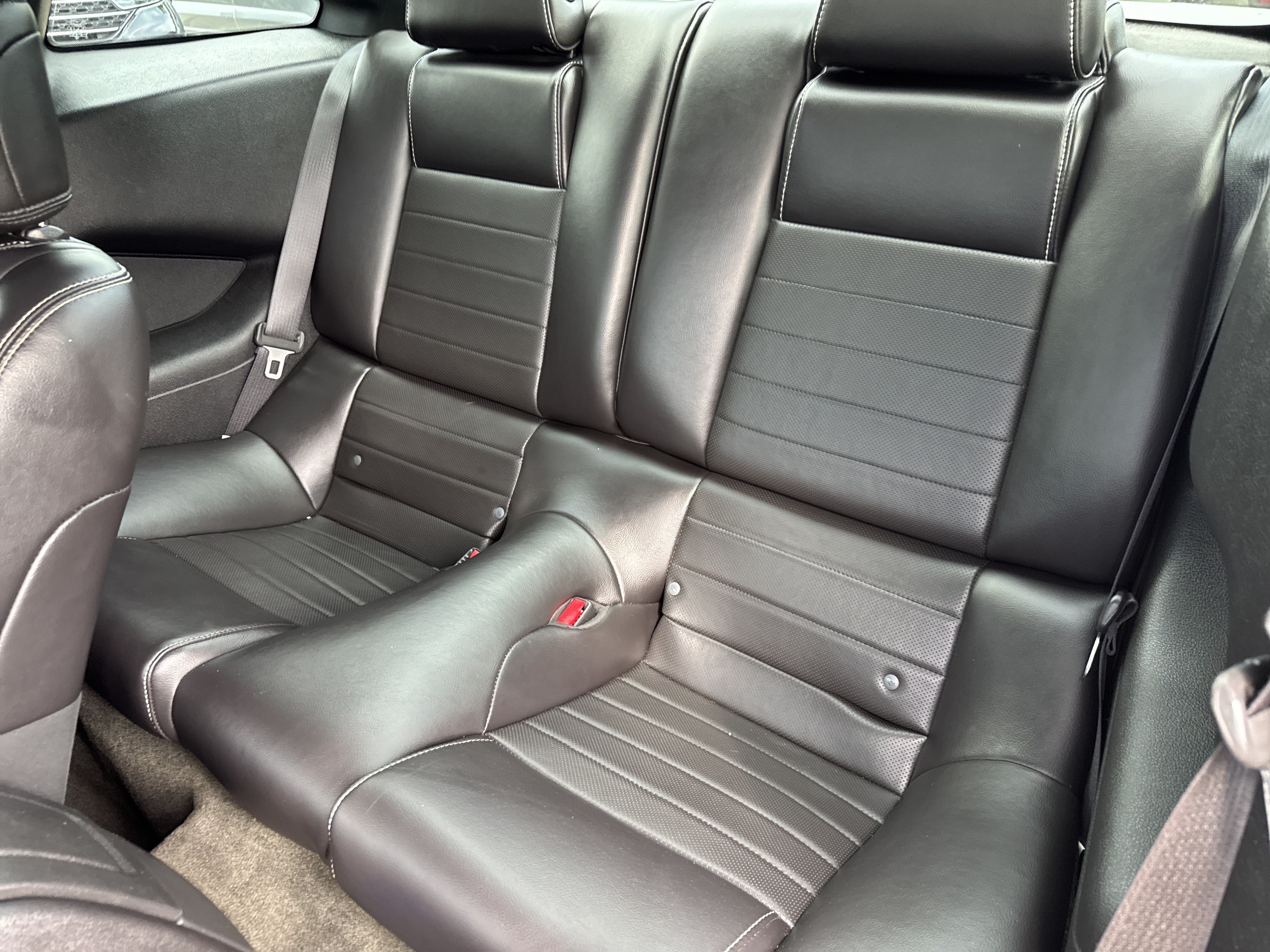 Used 2014 Ford Mustang GT Premium RWD image 6