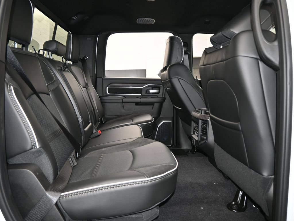 New 2026 RAM 2500 Laramie w/ Night Edition AWD/4WD image 41