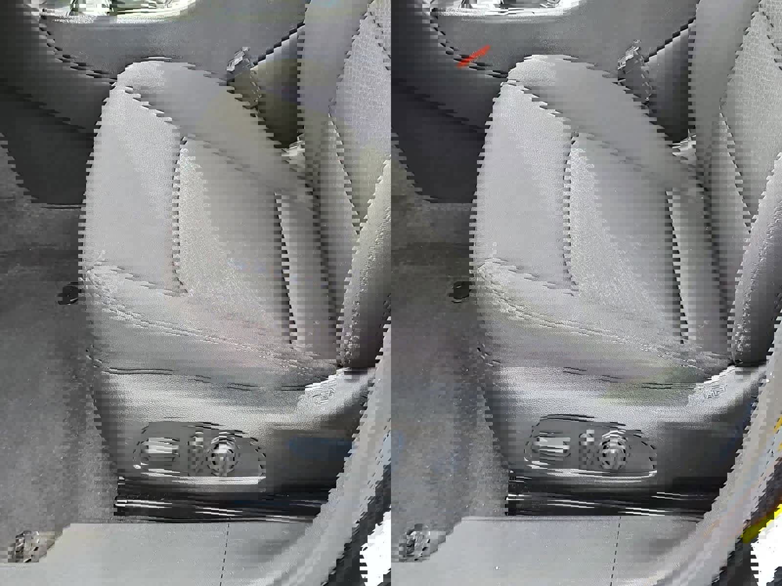 Used 2024 Chevrolet Malibu LT image 17