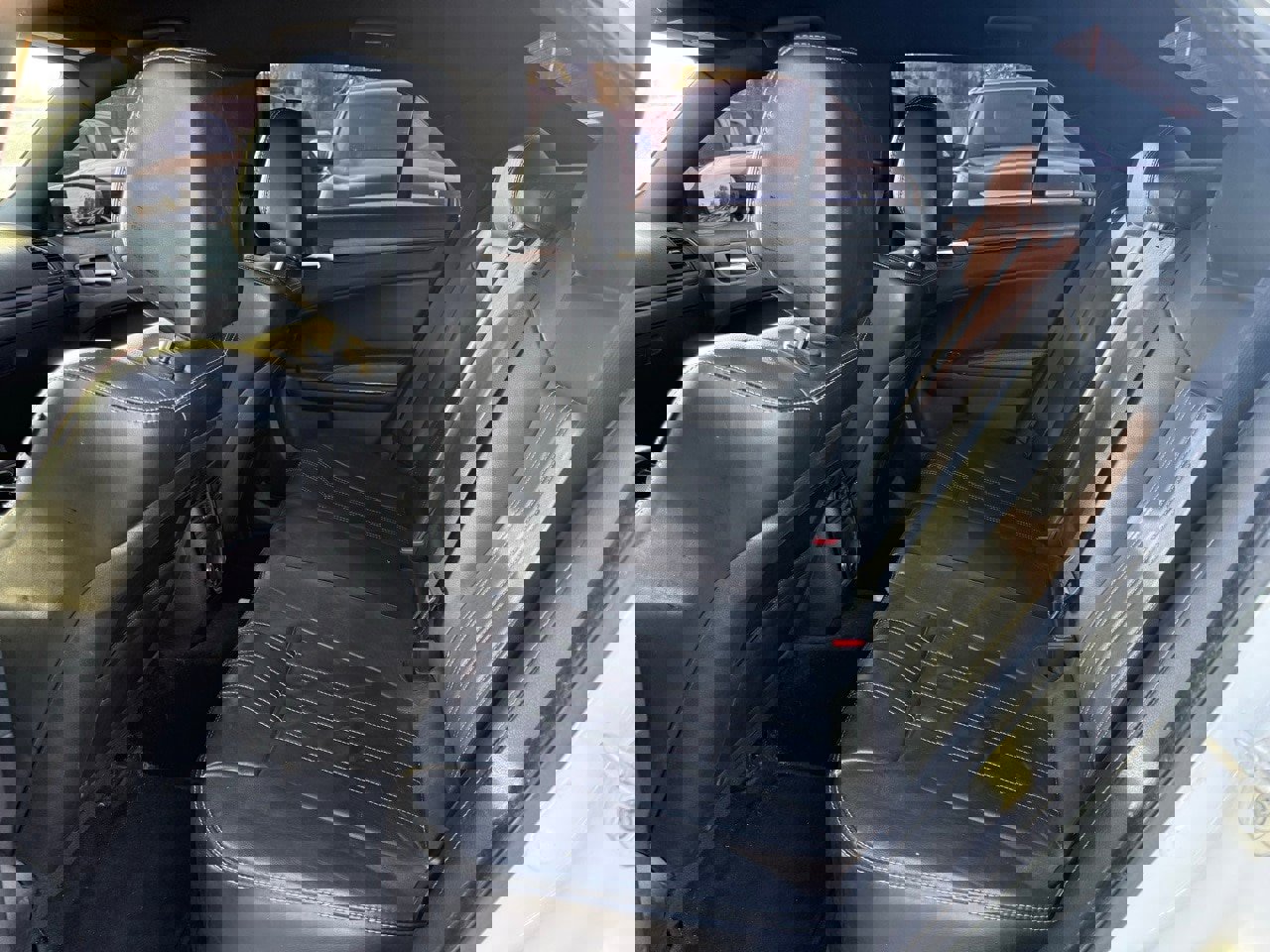 Used 2013 Chrysler 300 S w/ Light Group image 9