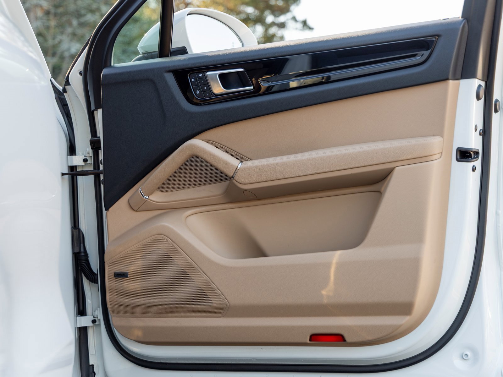 Certified 2023 Porsche Cayenne S image 49