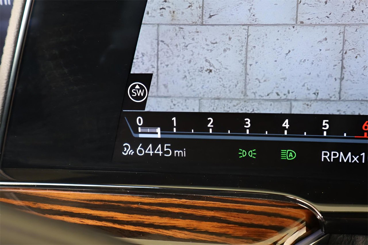 Certified 2024 Cadillac Escalade ESV Premium Luxury image 21