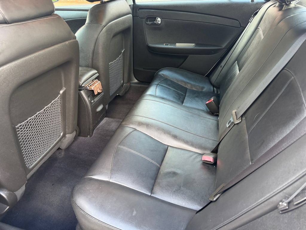 Used 2010 Chevrolet Malibu LTZ FWD image 15