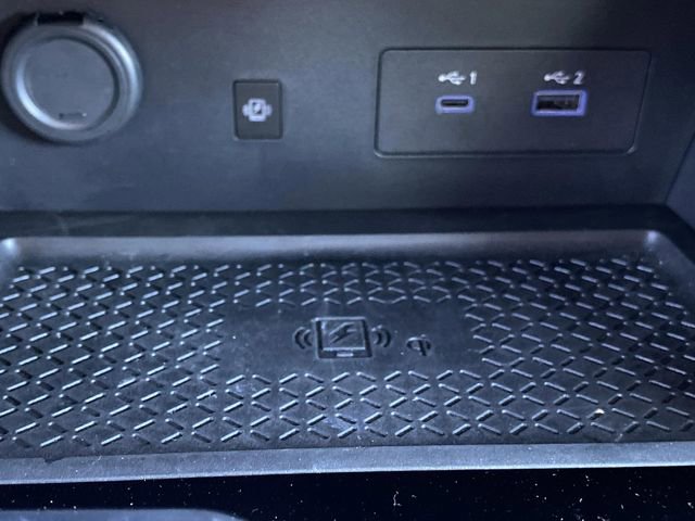 Used 2024 Nissan Pathfinder Platinum image 26