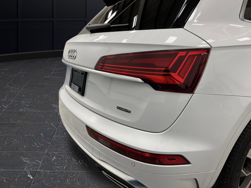 Used 2023 Audi Q5 2.0T Premium w/ Convenience Package image 32
