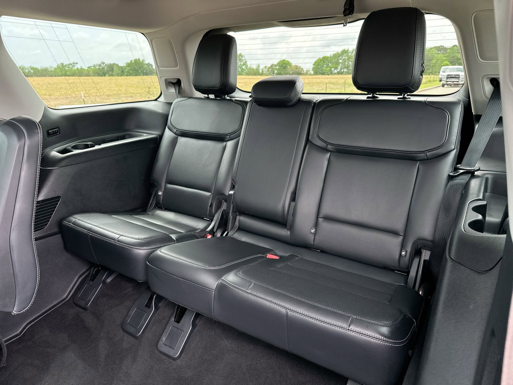 Used 2025 Ford Expedition Platinum AWD/4WD image 25