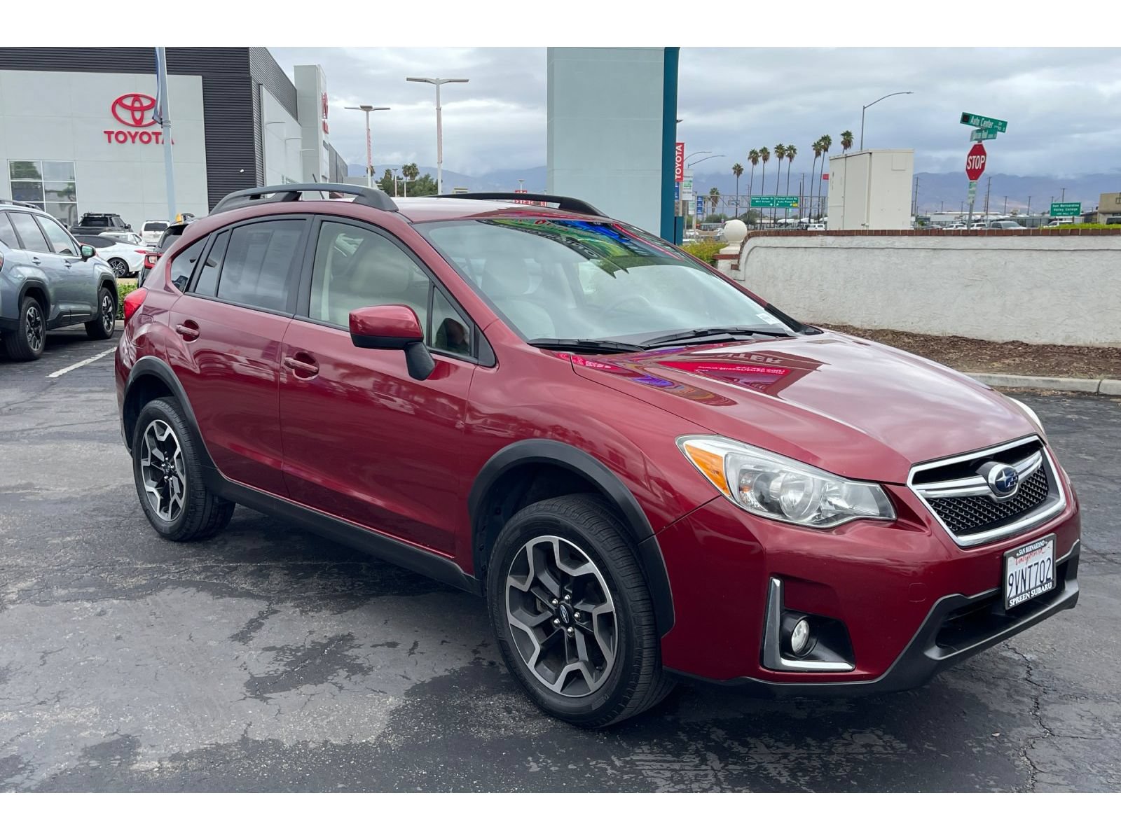 Used 2017 Subaru Crosstrek 2.0i Premium AWD/4WD image 8