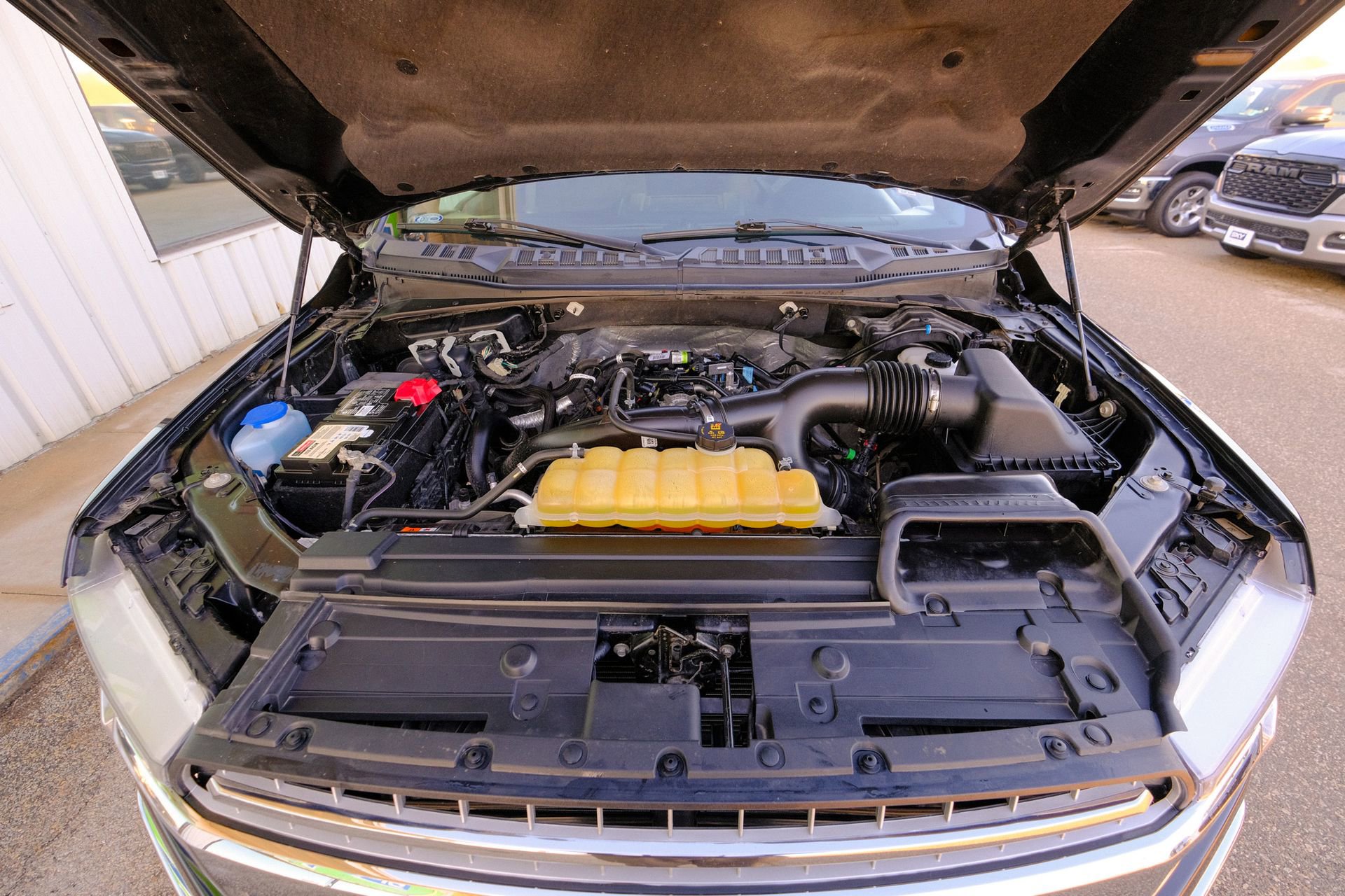 Used 2020 Ford F150 XLT w/ XTR Package image 36