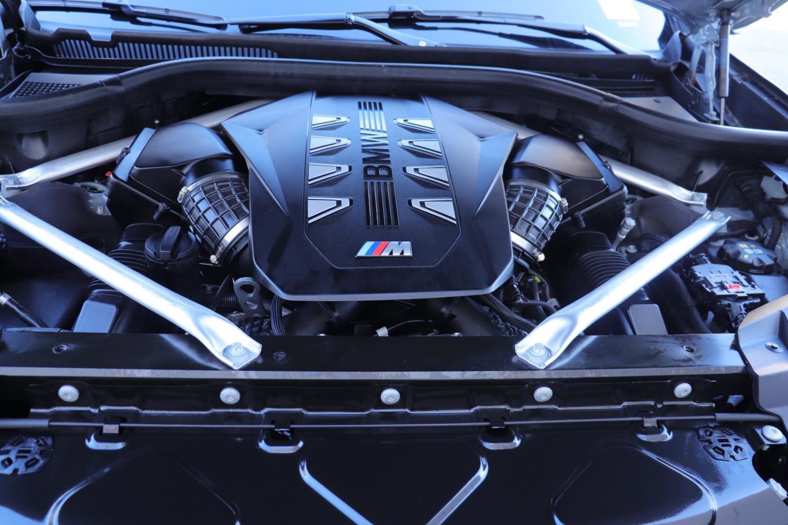 Used 2025 BMW X7 M60i image 43