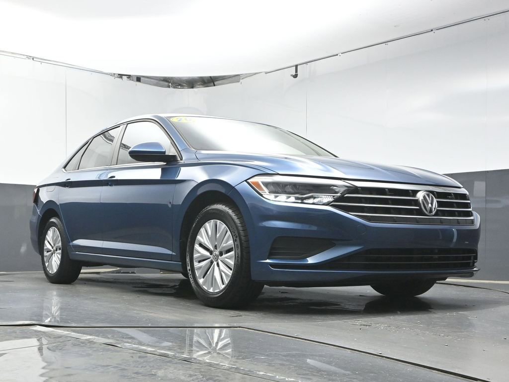 Used 2020 Volkswagen Jetta SE image 30