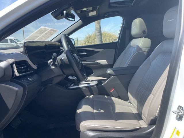 Used 2025 Buick Envista Avenir FWD image 18