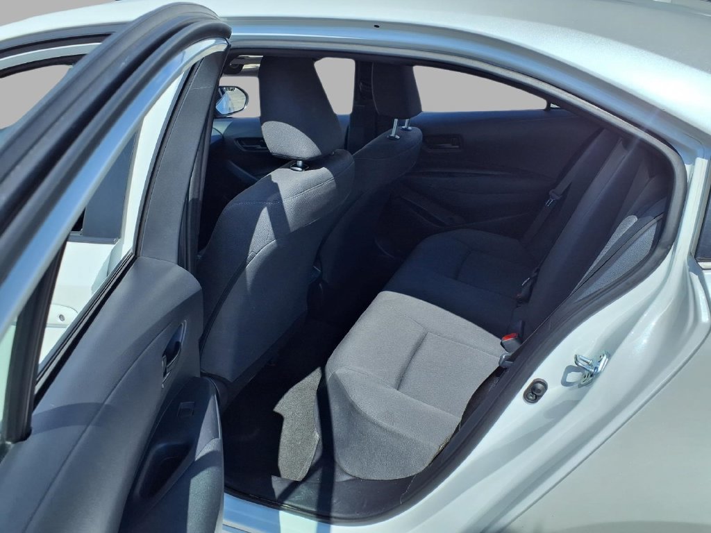 Used 2025 Toyota Corolla LE FWD image 25