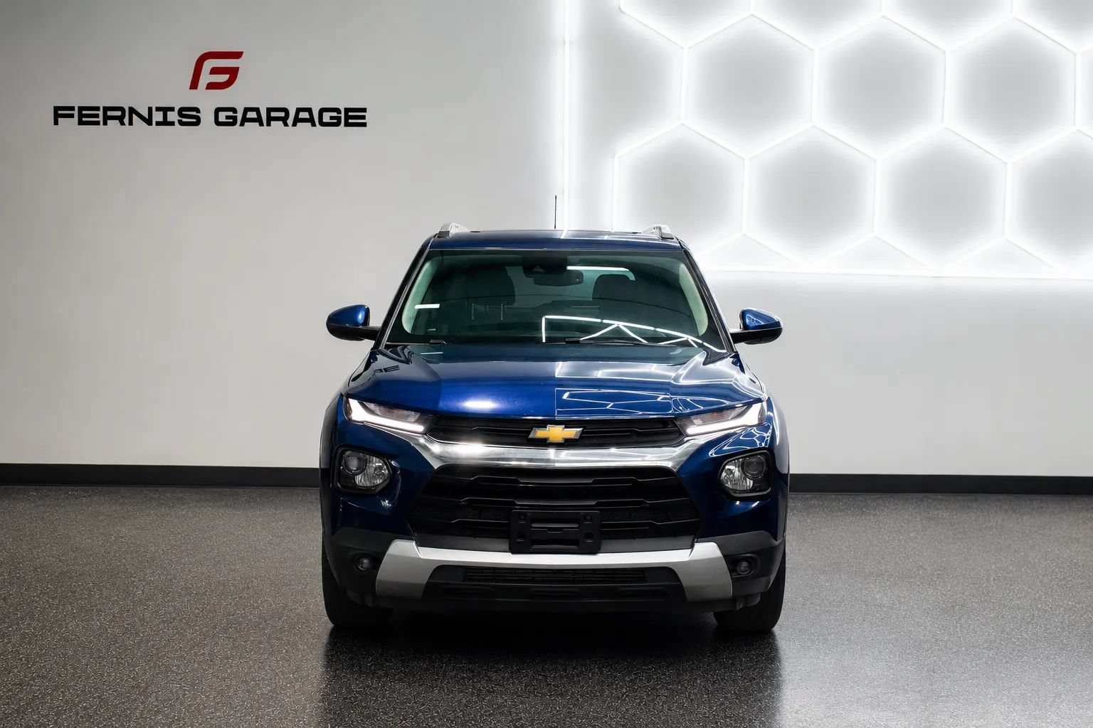 Used 2023 Chevrolet TrailBlazer LT w/ Sun and Liftgate Package AWD/4WD image 2
