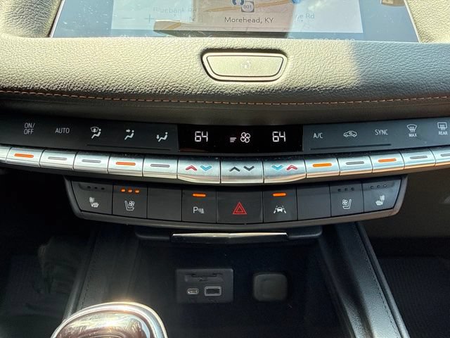 Used 2023 Cadillac XT4 Premium Luxury w/ Sun And Sound Package AWD/4WD image 16