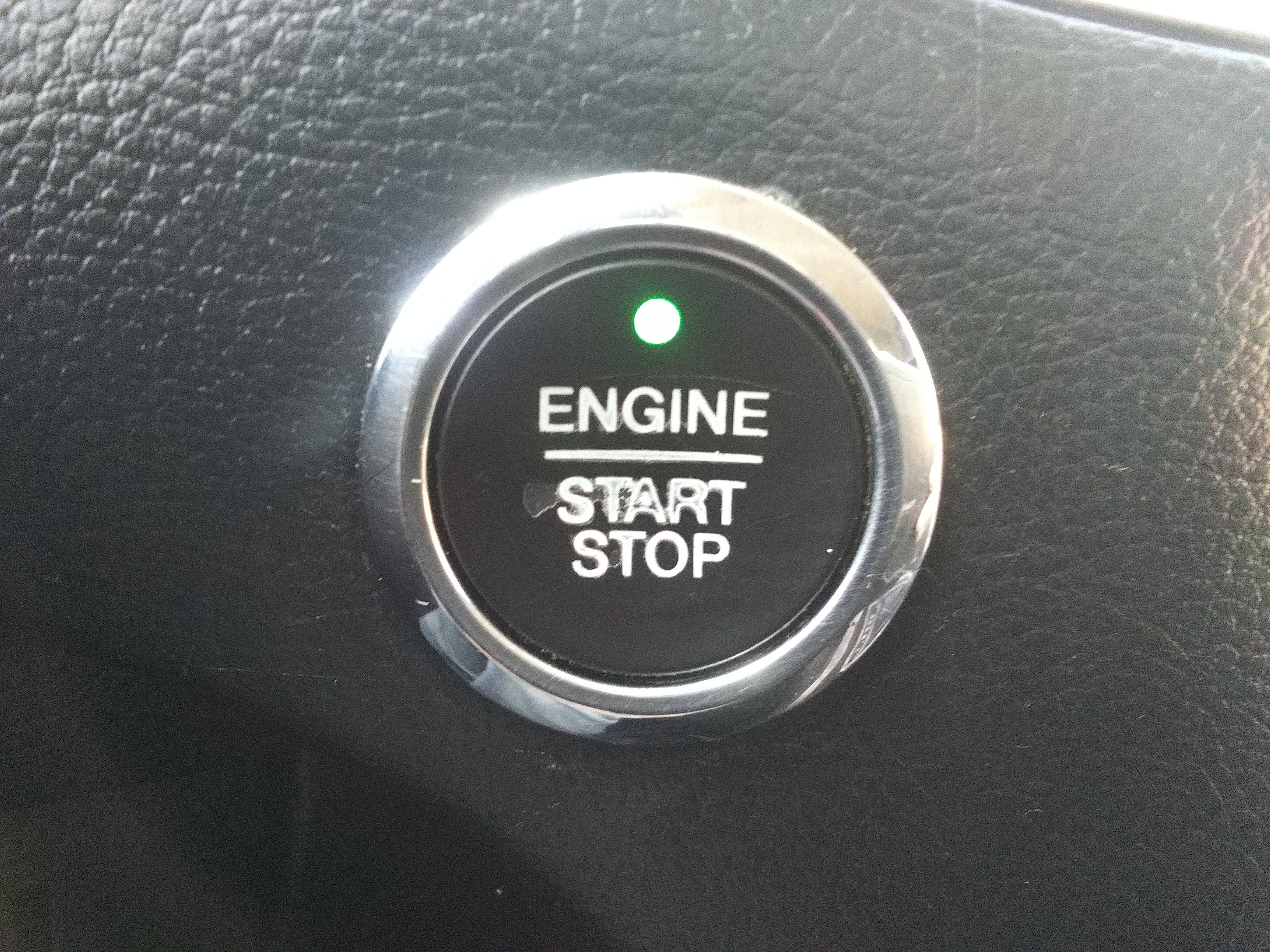 Used 2015 Ford Edge SEL FWD image 14